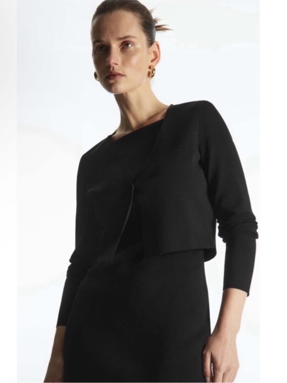 🌺 COS Lightweight One-Button Cropped Cardigan - Picture 3 of 5